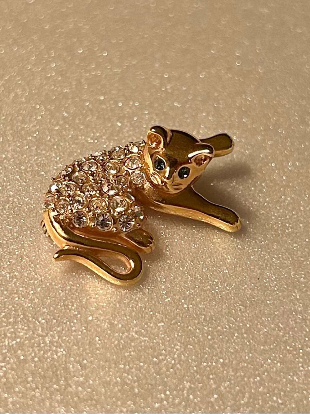Vintage Signed KREMENTZ Gold Overlay Clear Pave Rhinestone Cat Brooch Pin